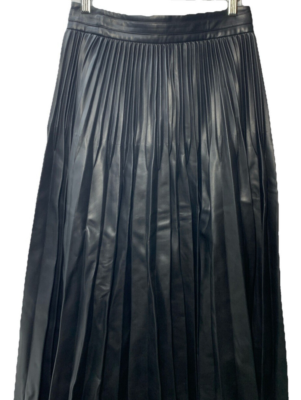 BCBGMAXAZRIA Women's Faux Leather Pleated Skirt with Back Zipper Size 6 Black